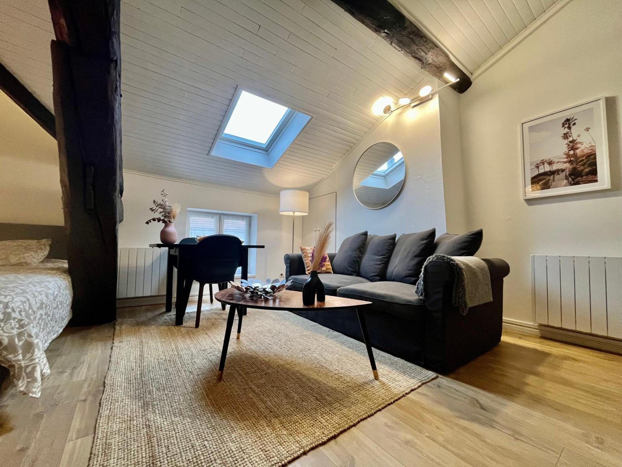 Suite Polka Lyon Exterior photo